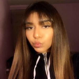 Meet your Posher, Leanna